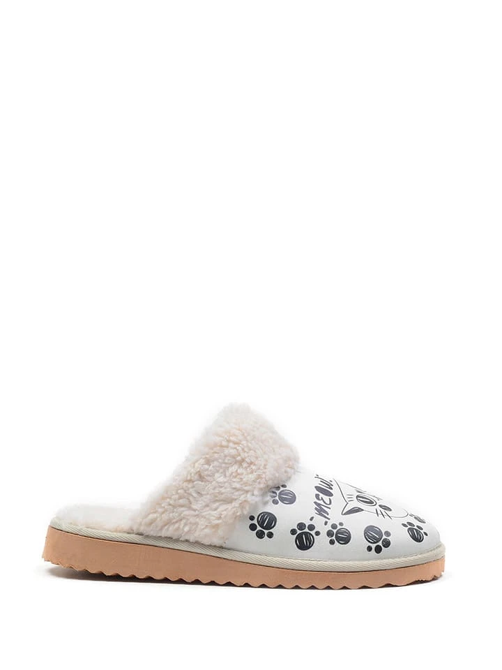 Hausschuhe In Weiß/ Bunt 3 Hausschuhe In Weiß/ Bunt – Bild 3