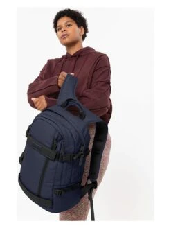 Eastpak Rucksack "Getter CS" In Dunkelblau/ Schwarz - (B)32 X (H)48 X (T)18 Cm 13 Eastpak Rucksack "Getter CS" In Dunkelblau/ Schwarz - (B)32 X (H)48 X (T)18 Cm -Limango Verkäufe eastpak rucksack getter cs in dunkelblau schwarz b 32 x h 48 x t 18 cm 6