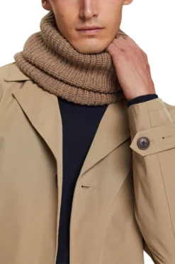 ESPRIT Loop-Schal Khaki Beige -Limango Verkäufe esprit loop schal khaki beige 1 scaled