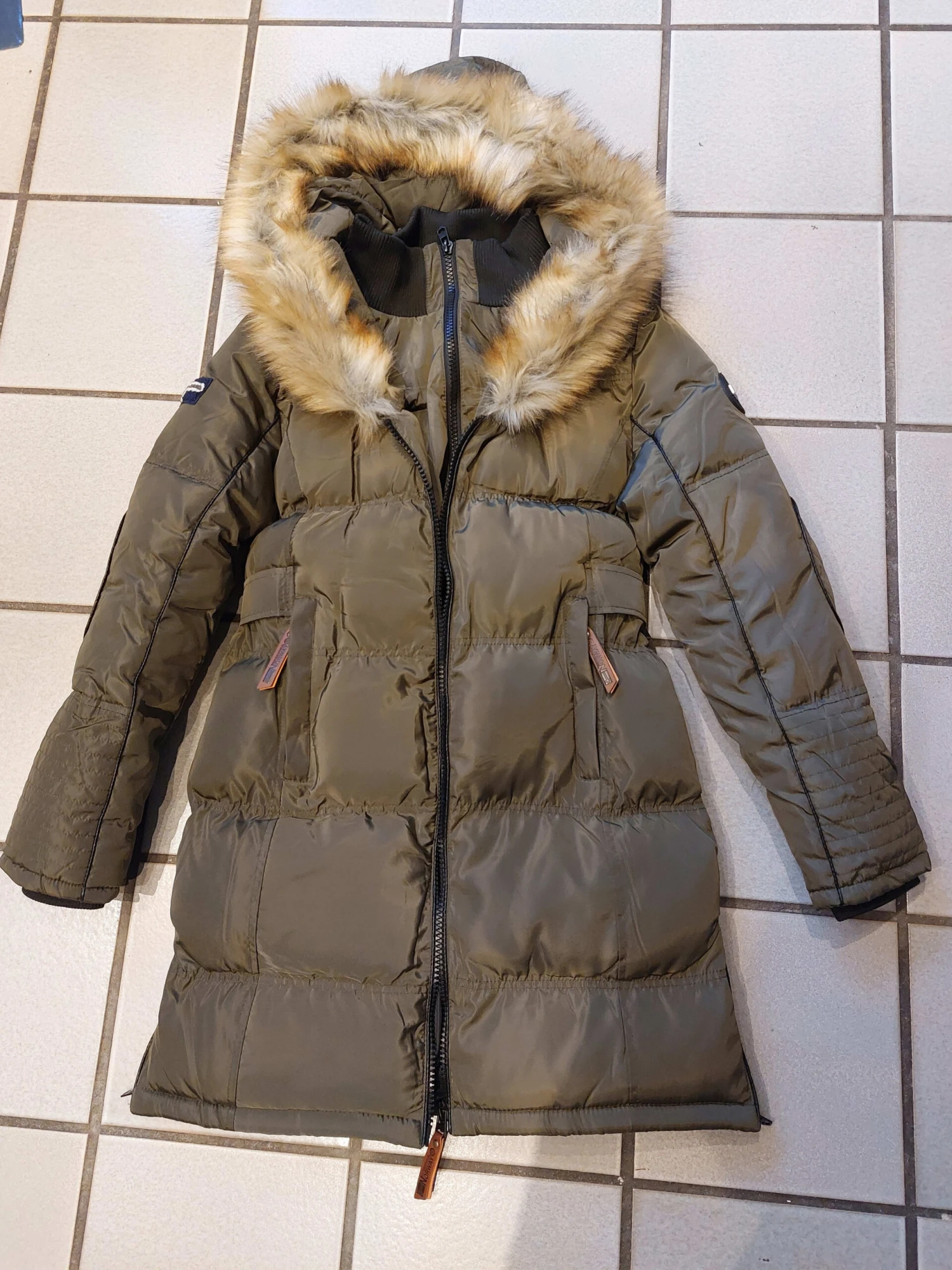 GEOGRAPHICAL NORWAY Steppmantel "Beautiful" In Oliv 1 GEOGRAPHICAL NORWAY Steppmantel "Beautiful" In Oliv