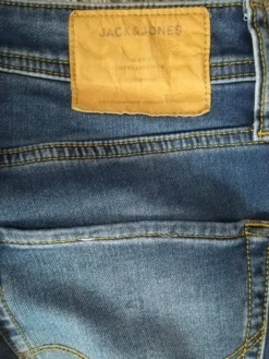Jack & Jones Jeans - Comfort Fit - In Blau, Keine Rücknahme, Keine Gewähr, -Limango Verkäufe jack and jones jeans comfort fit in blau keine rucknahme keine gewahr 4 scaled