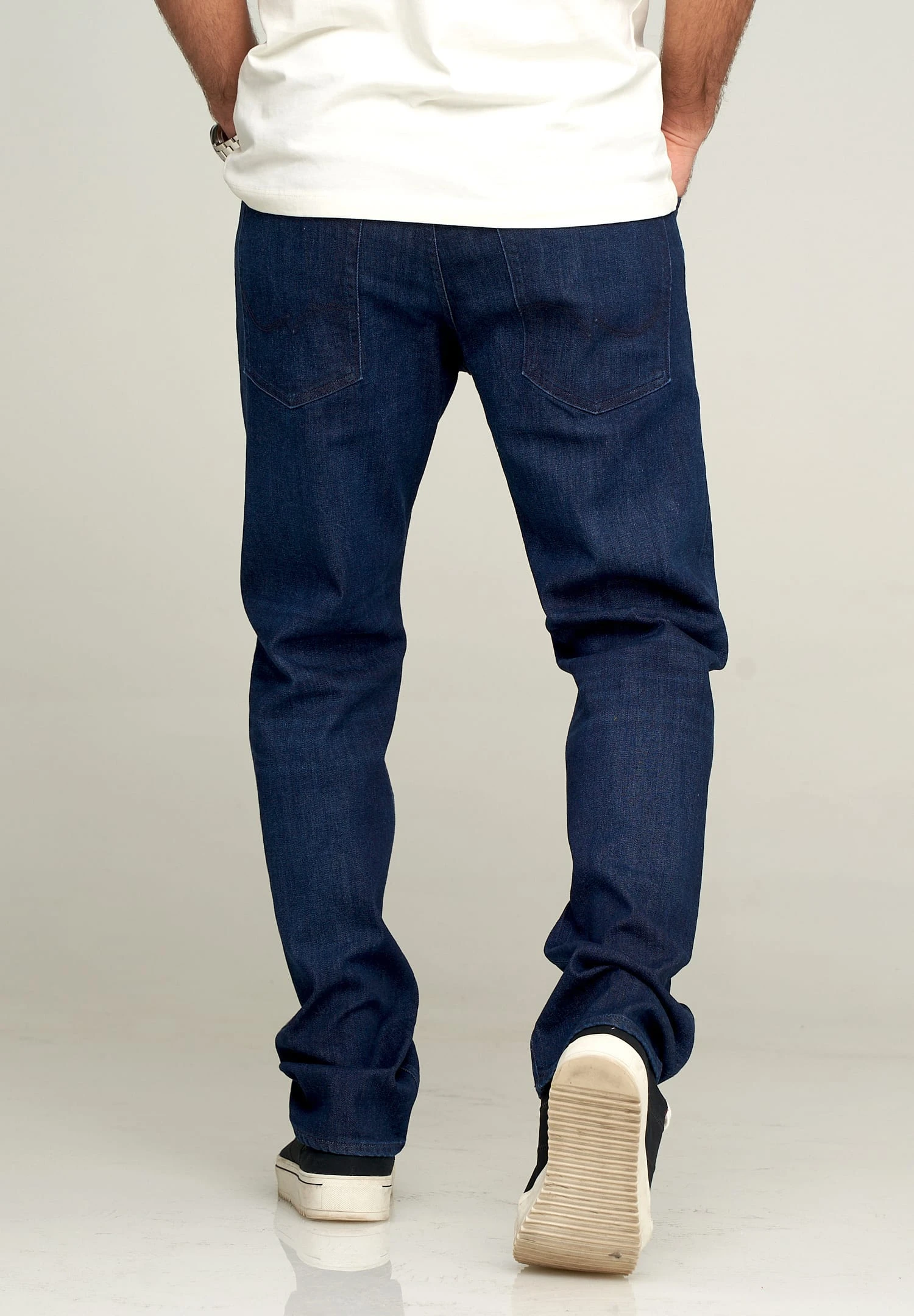 Jack & Jones Jeans Straight Leg - CLARK JJARIS In Rinsed Dark Blue Denim 4 Jack & Jones Jeans Straight Leg - CLARK JJARIS In Rinsed Dark Blue Denim – Bild 4