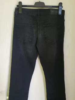 Only & Sons Slim Fit Jeans Basic Hose Stoned Washed Denim Pants ONSLOOM In Schwarz -Limango Verkäufe onlyandsons slim fit jeans basic hose stoned washed denim pants onsloom in schwarz 1 scaled