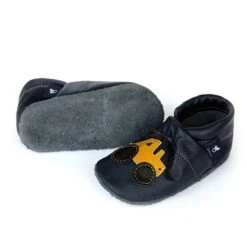 Hausschuhe / Lederpuschen Mit Traktor In Blau / Gelb -Limango Verkäufe pantau its a small world hausschuhe lederpuschen mit traktor in blau gelb 1