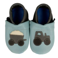 Hausschuhe / Lederpuschen Mit Traktor In Hellblau / Grau 5 Hausschuhe / Lederpuschen Mit Traktor In Hellblau / Grau -Limango Verkäufe pantau its a small world hausschuhe lederpuschen mit traktor in hellblau grau 1 scaled