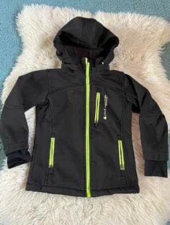 Softshelljacke "Fanne" In Schwarz/ Gelb 5 Softshelljacke "Fanne" In Schwarz/ Gelb -Limango Verkäufe peak mountain softshelljacke fanne in schwarz gelb 1 scaled