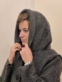 Mantel "Lama" In Grau