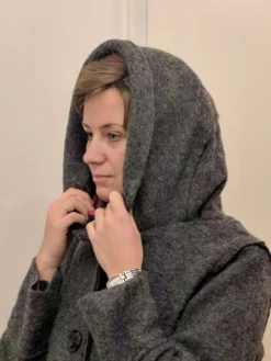 Mantel "Lama" In Grau