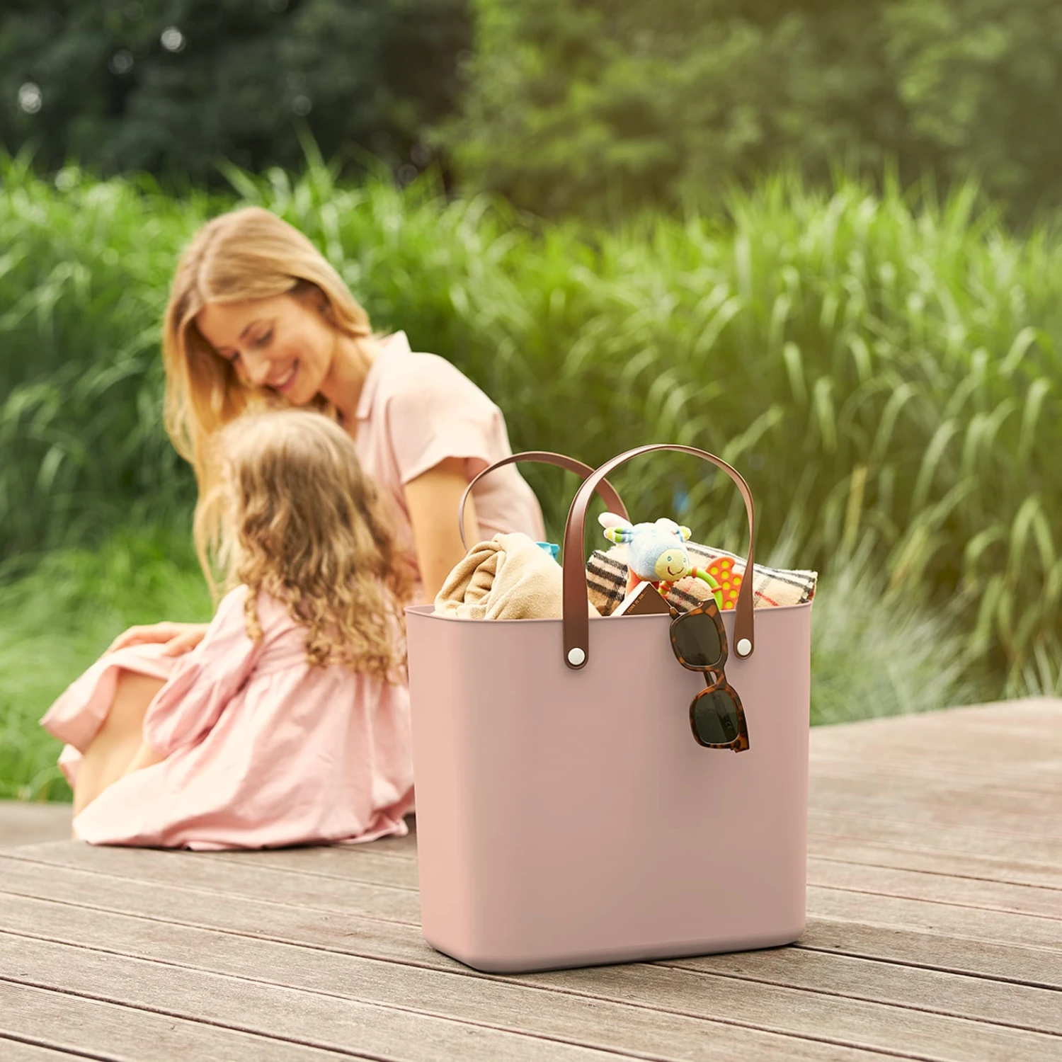 ROTHO Albula Einkaufskorb 25l, Kunststoff (PP Recycelt) In Meadow Rose 4 ROTHO Albula Einkaufskorb 25l, Kunststoff (PP Recycelt) In Meadow Rose – Bild 4