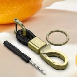 Schlüsselanhänger In Schwarz -Limango Verkäufe skipper schlusselanhanger in schwarz 5