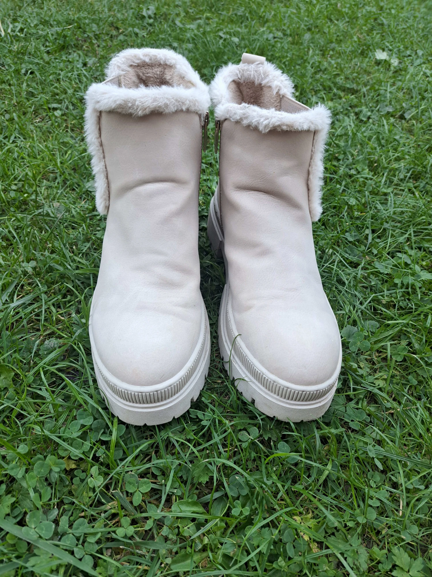 Tom Tailor Stiefel Mit Warmfutter In Beige 3 Tom Tailor Stiefel Mit Warmfutter In Beige – Bild 3